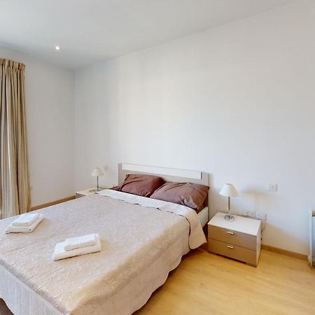 Spacious 2 Bedroom Apartment In Sliema Ngoại thất bức ảnh