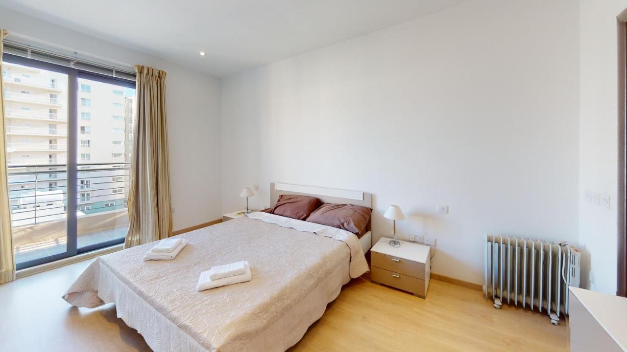 Spacious 2 Bedroom Apartment In Sliema Ngoại thất bức ảnh